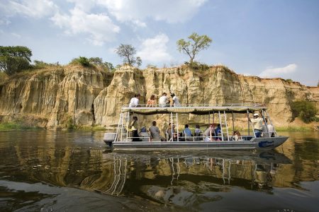 Ouganda safari murchison national park, uganda, tourists