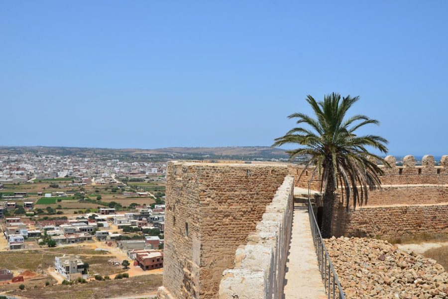 Vue des remparts du fort de Kelibia, Tunisie